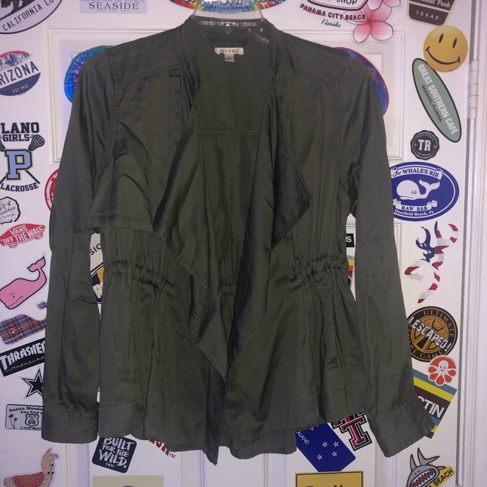 THE CUTEST ARMY GREEN JACKET!🔥 ADJUSTABLE WAIST!